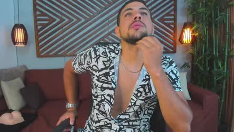 Snapshot of paul_rivera chatting on January 30, 2025, 8:53 pm Paul Rivera online show from January 30, 2025, 8:53 pm