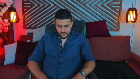 Snapshot of paul_rivera chatting on May 22, 2026, 8:36 pm Paul Rivera online show from May 22, 2026, 8:36 pm