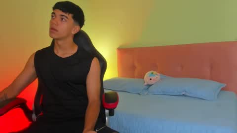 Snapshot of paul_sexycock chatting on February 4, 2025, 12:22 pm paul_sexycock online show from February 4, 2025, 12:22 pm