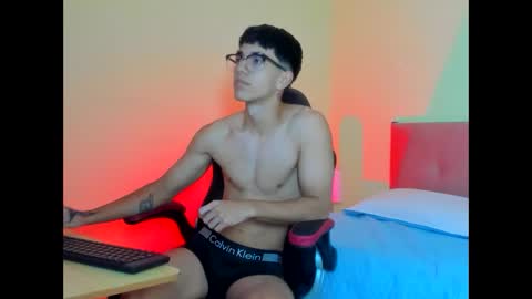 Snapshot of paul_sexycock chatting on February 11, 2025, 6:22 pm paul_sexycock online show from February 11, 2025, 6:22 pm