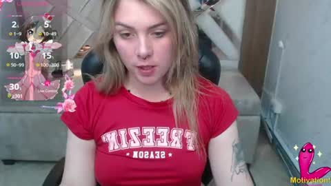 Snapshot of paula_b_ chatting on July 11, 2026, 1:03 pm Paula online show from July 11, 2026, 1:03 pm