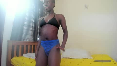 Snapshot of paulabanks chatting on June 7, 2026, 2:10 pm paulabanks online show from June 7, 2026, 2:10 pm