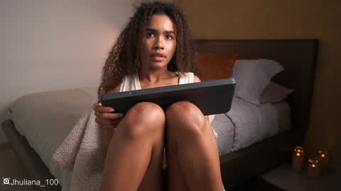 Paula online show from January 10, 2025, 4:01 am