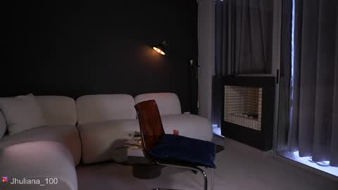 Paula online show from April 22, 2026, 9:05 pm