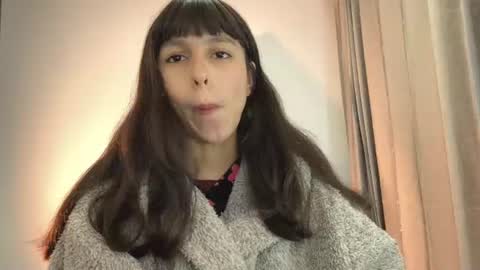 Snapshot of paulainblue chatting on June 17, 2026, 12:24 am online show from June 17, 2026, 12:24 am