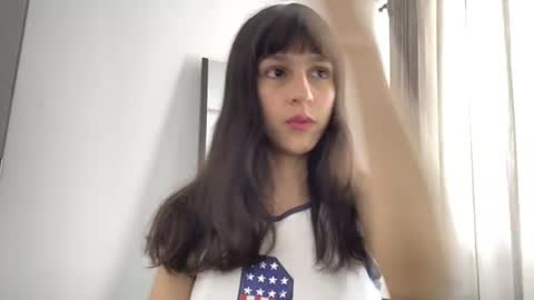 Snapshot of paulainblue chatting on June 18, 2026, 4:11 pm online show from June 18, 2026, 4:11 pm