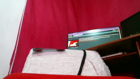 PAULA VALENTINA online show from March 8, 2025, 4:45 am