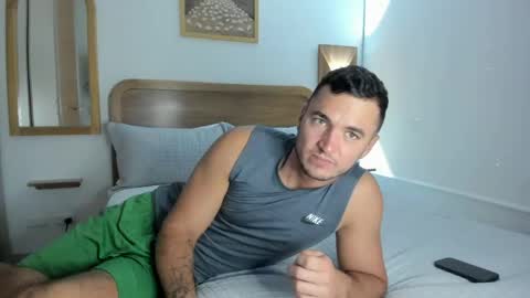 paulblack021 online show from May 4, 2026, 1:12 am