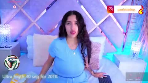 Snapshot of paulette_dupont_ chatting on July 5, 2026, 3:13 am paulette_dupont_ online show from July 5, 2026, 3:13 am