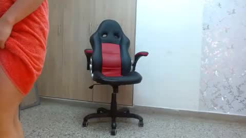 Snapshot of paulina_rubio_ chatting on December 2, 2024, 10:12 pm Paulina Rubio online show from December 2, 2024, 10:12 pm