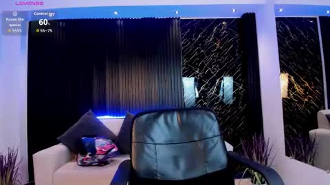 Paulina  online show from February 17, 2026, 11:50 am