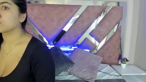 Paulina online show from October 28, 2025, 10:52 am