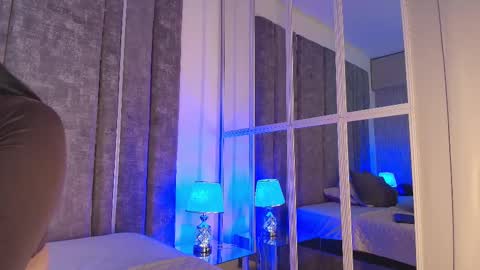 Paulina online show from November 8, 2025, 11:32 am