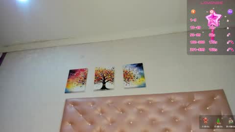 PaulinaSaennz online show from September 29, 2025, 12:32 pm