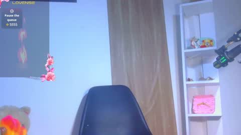 paulina online show from April 29, 2026, 5:41 pm