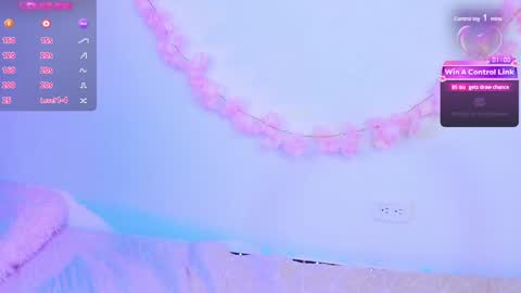 Snapshot of pauline_golden1 chatting on February 1, 2025, 3:19 am Pauline online show from February 1, 2025, 3:19 am