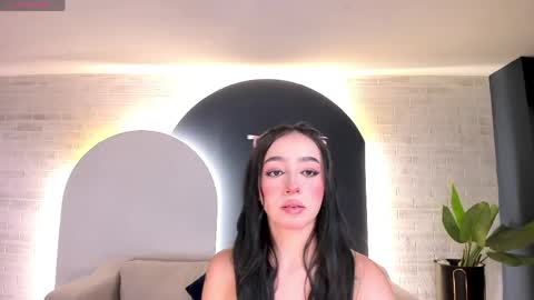 Snapshot of paulinesanz chatting on June 5, 2026, 7:30 pm Pauline Sanz online show from June 5, 2026, 7:30 pm