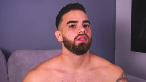 Paul Phoenix online show from October 22, 2025, 1:28 am