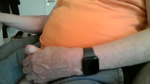 Snapshot of paultje7171 chatting on April 27, 2026, 6:06 pm Paul online show from April 27, 2026, 6:06 pm