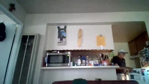 pawgkiller online show from April 23, 2026, 7:16 pm