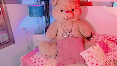 Snapshot of paytoncamila chatting on December 2, 2025, 10:09 am Payton online show from December 2, 2025, 10:09 am