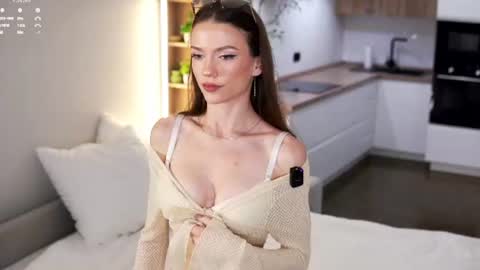 Sexy Mila online show from August 3, 2026, 3:49 am