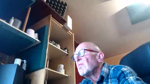 pc8474408 online show from April 27, 2026, 11:52 am