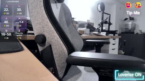 Snapshot of pc92160 chatting on March 8, 2025, 10:02 pm pc92160 online show from March 8, 2025, 10:02 pm