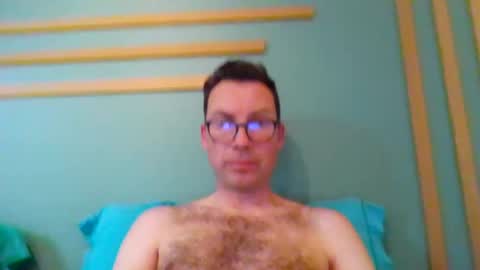 Snapshot of pchittt chatting on March 9, 2025, 1:59 pm pchittt online show from March 9, 2025, 1:59 pm