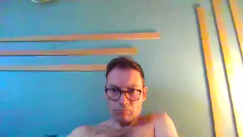 Snapshot of pchittt chatting on March 12, 2025, 9:12 am pchittt online show from March 12, 2025, 9:12 am