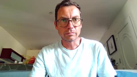 Snapshot of pchittt chatting on October 14, 2025, 11:44 am pchittt online show from October 14, 2025, 11:44 am