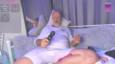 Snapshot of peacetous chatting on April 18, 2026, 2:26 am Marc online show from April 18, 2026, 2:26 am