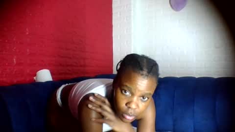 Snapshot of peach_melbah chatting on July 1, 2026, 3:56 pm peach_melbah online show from July 1, 2026, 3:56 pm