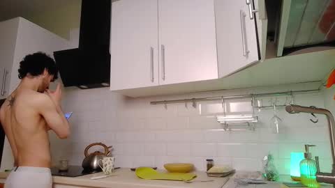 Snapshot of peachcreamcouple chatting on September 25, 2025, 9:40 pm Lexy Peach online show from September 25, 2025, 9:40 pm