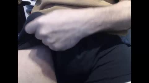 Snapshot of peacheshubby chatting on January 16, 2025, 6:59 pm hard4u online show from January 16, 2025, 6:59 pm