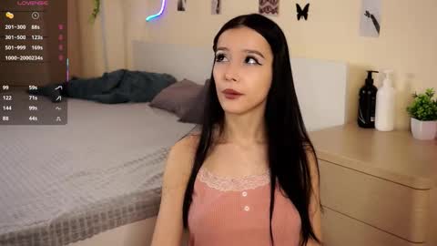 Daisy online show from March 13, 2026, 9:10 pm