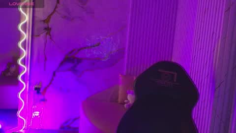 peachy_tay online show from March 24, 2026, 11:48 am