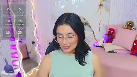 Snapshot of peachy_tay chatting on June 12, 2026, 11:31 am peachy_tay online show from June 12, 2026, 11:31 am