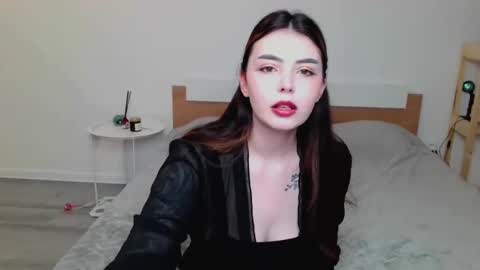 Peachy online show from March 3, 2025, 9:05 pm