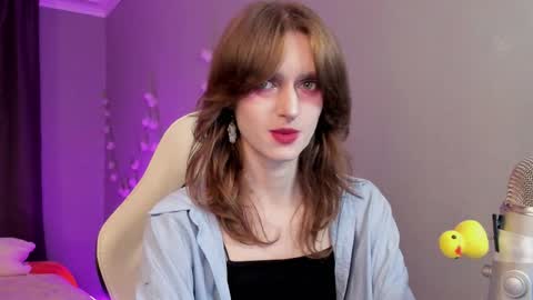 Snapshot of peachymaybe chatting on October 6, 2025, 1:14 am Peachy not a bb baby love or something Please call me Peachy online show from October 6, 2025, 1:14 am