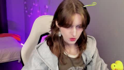 Snapshot of peachymaybe chatting on October 7, 2025, 1:25 am Peachy not a bb baby love or something Please call me Peachy online show from October 7, 2025, 1:25 am