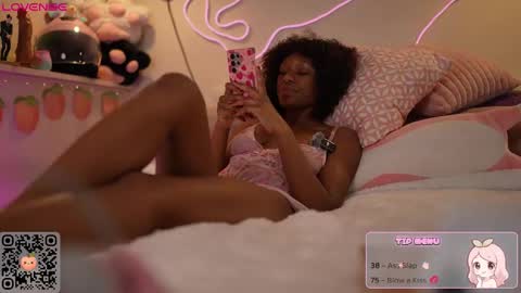 Snapshot of peachypeachgirl chatting on December 4, 2025, 8:28 pm peachypeachgirl online show from December 4, 2025, 8:28 pm