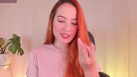 Snapshot of pear__moon chatting on October 19, 2025, 1:06 am LILLY online show from October 19, 2025, 1:06 am