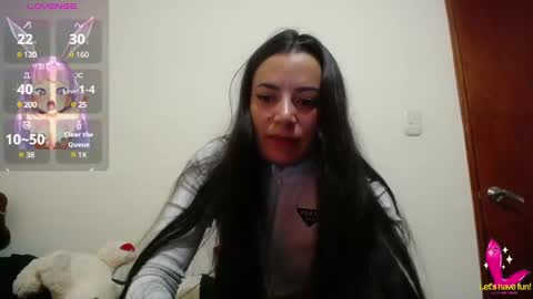 Snapshot of pearl_3 chatting on February 26, 2025, 3:10 am Pearl online show from February 26, 2025, 3:10 am