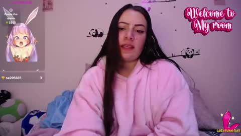 Snapshot of pearl_3 chatting on October 23, 2025, 4:56 am Pearl online show from October 23, 2025, 4:56 am