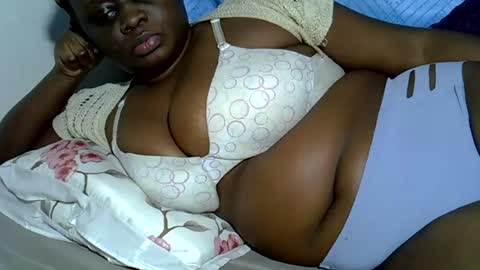 Snapshot of pearl_33 chatting on June 15, 2026, 7:16 pm Keci online show from June 15, 2026, 7:16 pm