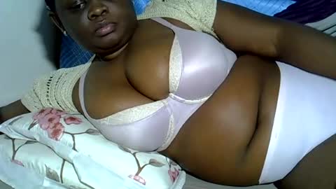 Snapshot of pearl_33 chatting on June 17, 2026, 9:49 pm Keci online show from June 17, 2026, 9:49 pm
