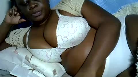 Snapshot of pearl_33 chatting on June 28, 2026, 7:58 am Keci online show from June 28, 2026, 7:58 am