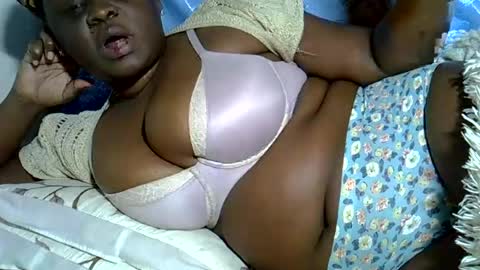 Snapshot of pearl_33 chatting on July 2, 2026, 4:24 pm Keci online show from July 2, 2026, 4:24 pm