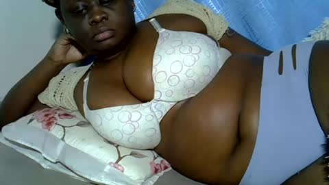 Snapshot of pearl_33 chatting on July 11, 2026, 1:08 am Keci online show from July 11, 2026, 1:08 am